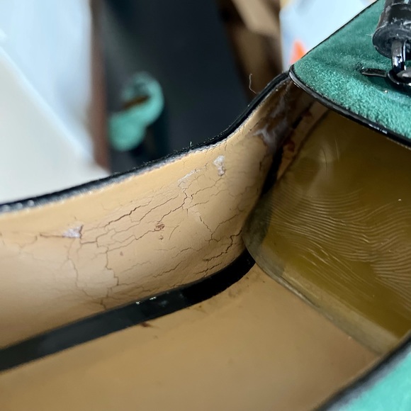 Ann Taylor suede pumps with tassels - Picture 4 of 4